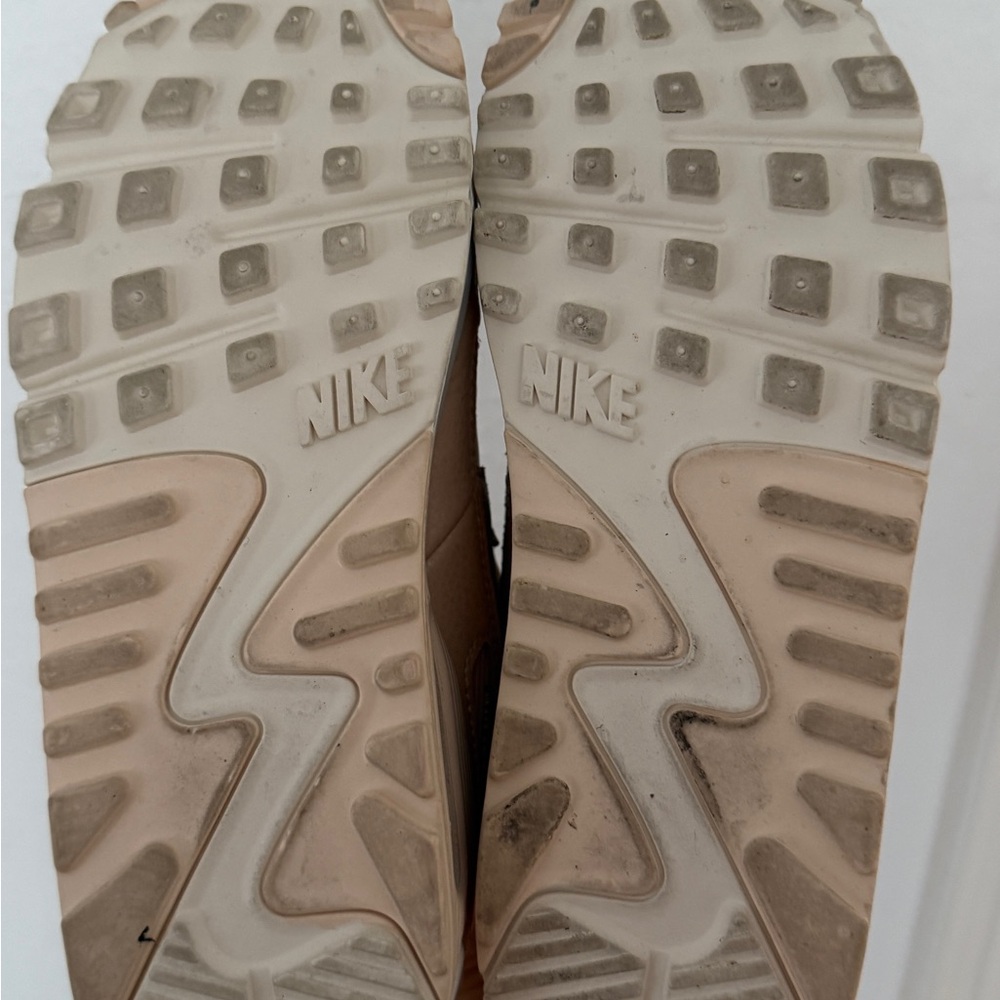 Nike Air Max 90 “mama” Sneakers - Picture 5 of 7